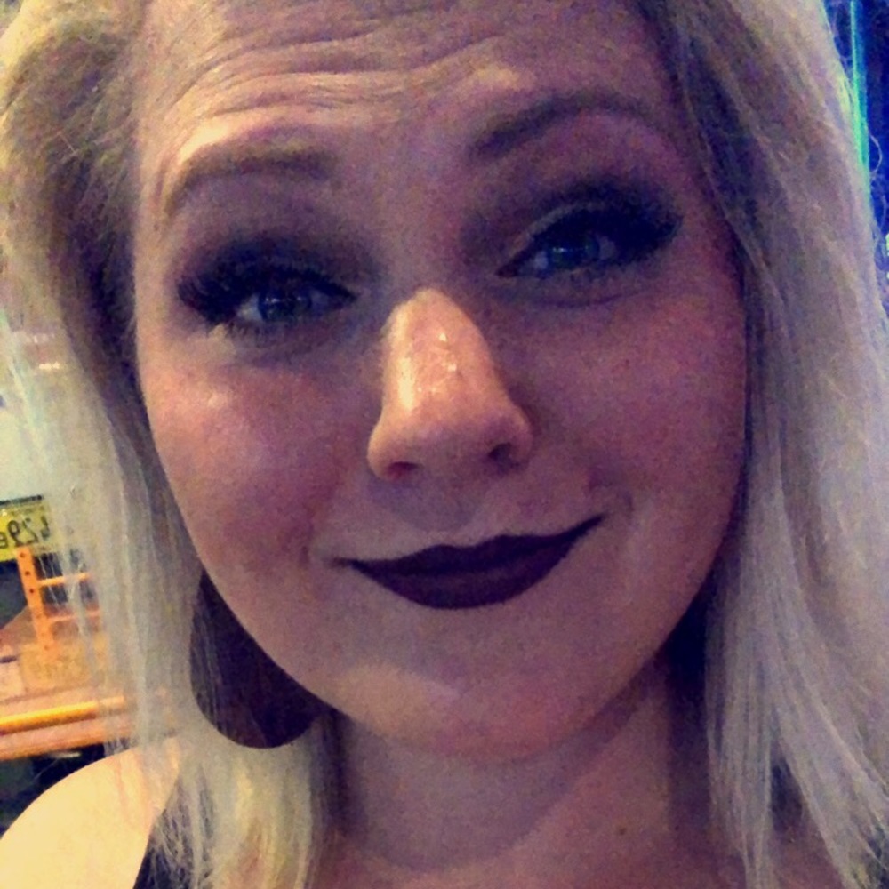 Meet your Posher, Ashley